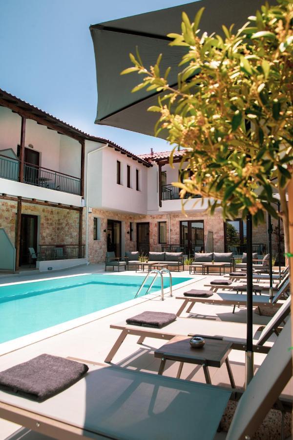 Iades Suites Afytos Exterior foto